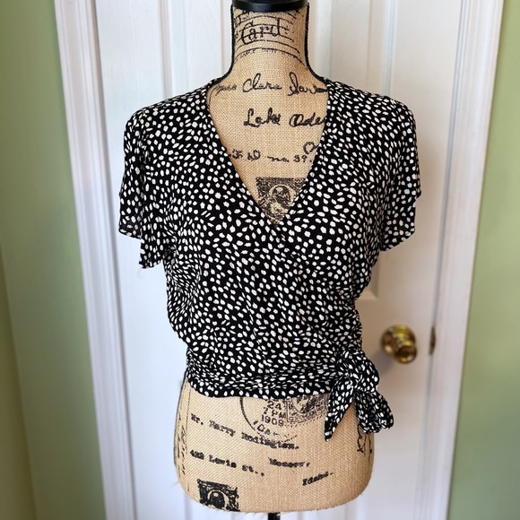 Garage Wrap Polka Dot Short Sleeve Shirt | Small - Picture 1 of 2